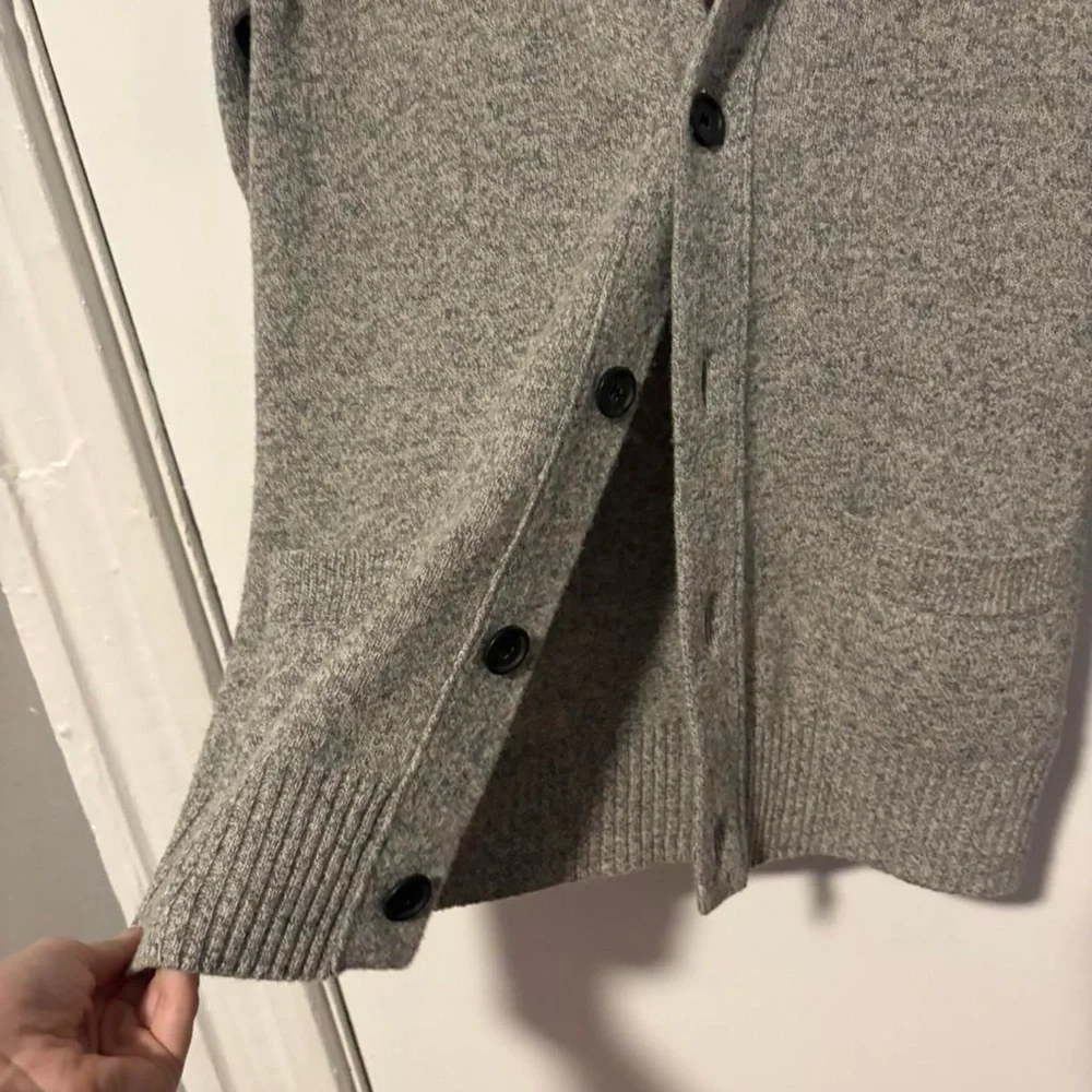 J Crew 100% lambs‎ wool grey cardigan slight oversized fit small
